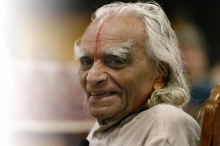 Yoga Iyengar - médecine traditionnelle de l’Inde 